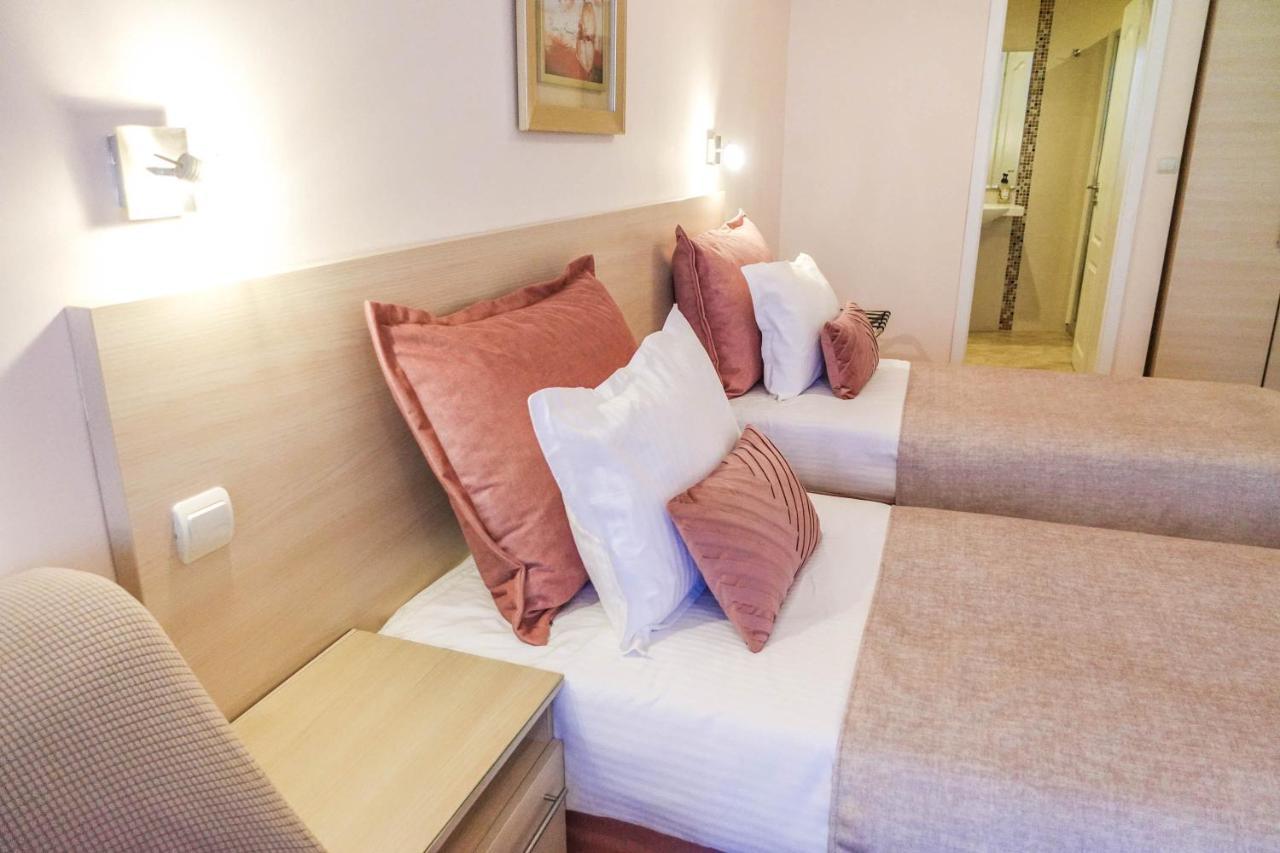 Hotel Acropolis Varna Ngoại thất bức ảnh