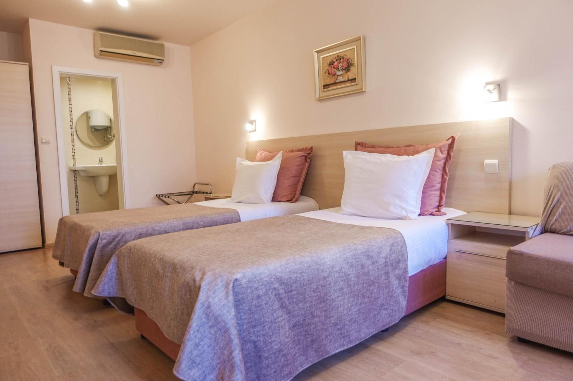 Hotel Acropolis Varna Ngoại thất bức ảnh