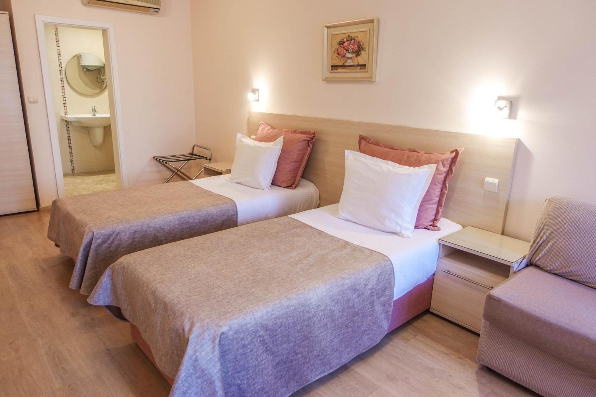 Hotel Acropolis Varna Ngoại thất bức ảnh