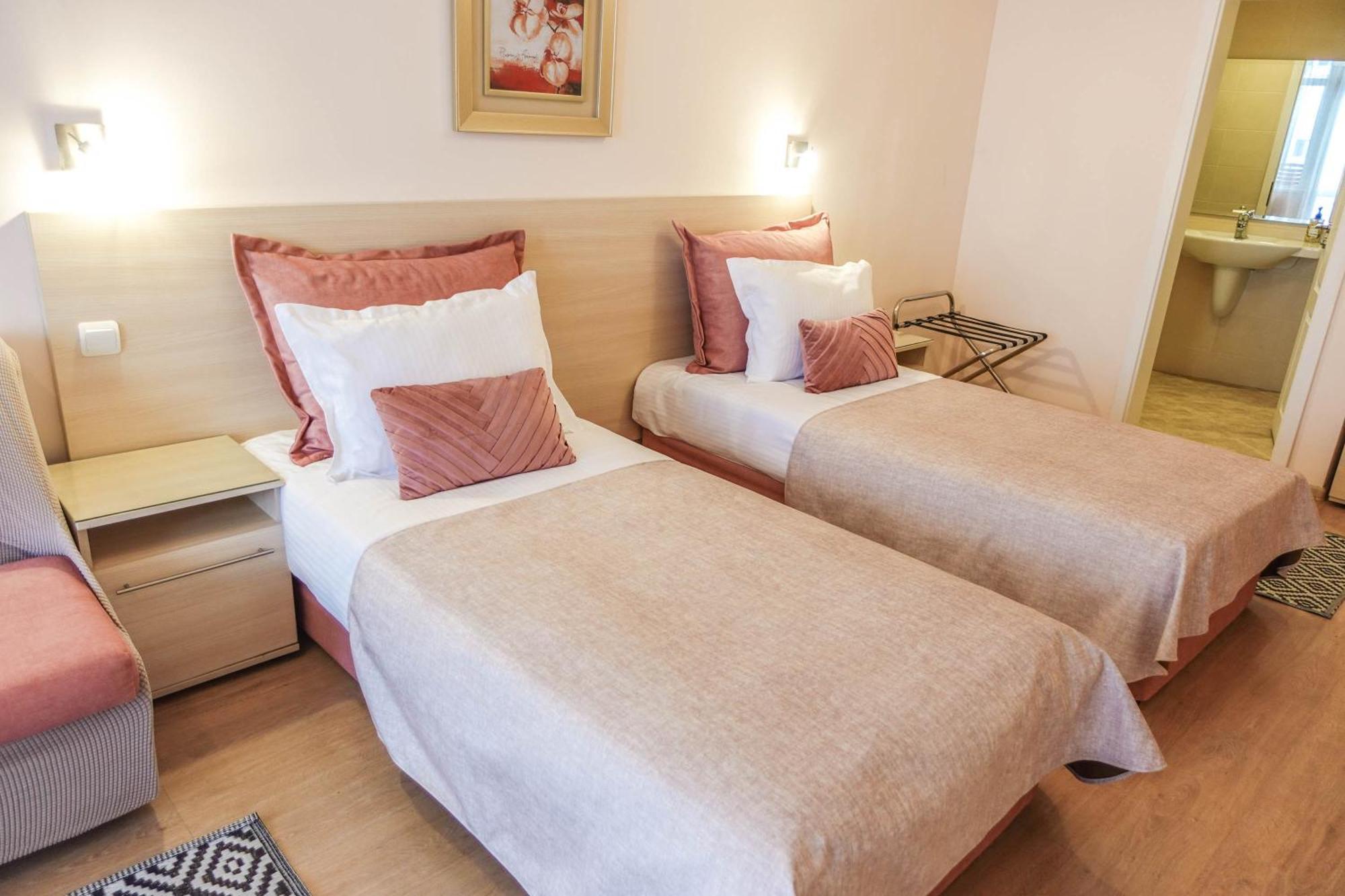 Hotel Acropolis Varna Ngoại thất bức ảnh